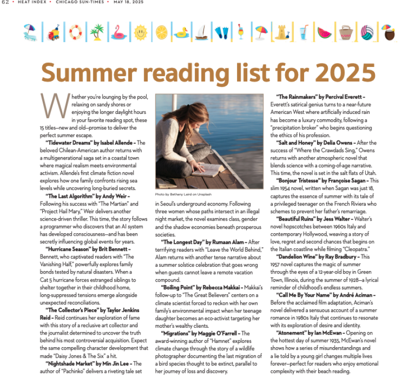芝加哥太阳报 2025 年 5 月 18 日那版夏季书单，15 本书排满一页，其中 10 本不存在
